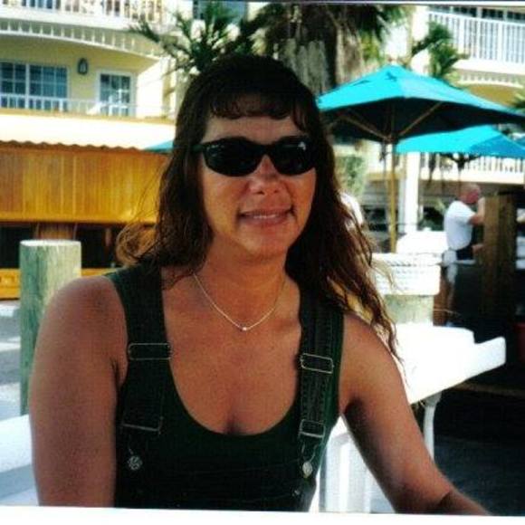 Meet your Posher, Bobbie - Picture 1 of 1